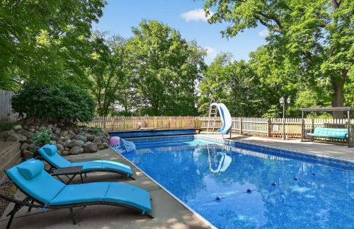 Secluded Luxe 5BR Estate| Pool, Wineries, Near ND - Foto 56