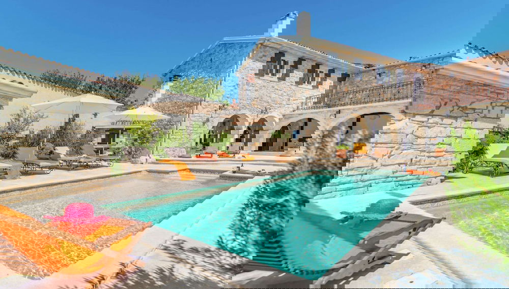 Holiday Home with Swimming Pool near Lim Bay & Beach - Foto 1, Imagen principal