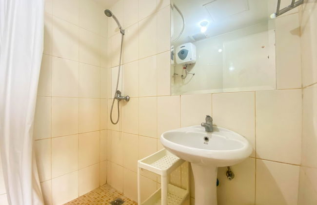 Cozy Stay Studio At Ambassade Kuningan Apartment - Foto 18