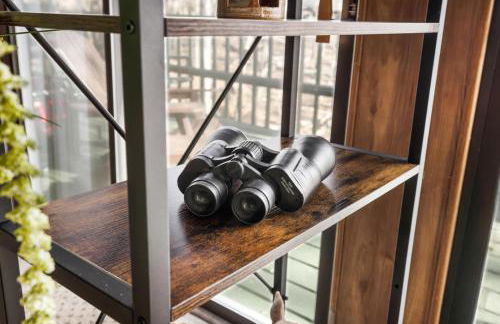 Zen Vibe w Fireplace Grill Deck & Screened Porch - Foto 30