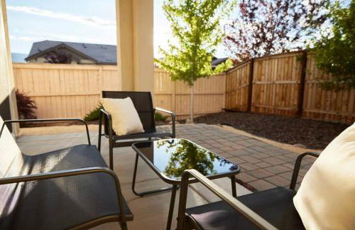 NEW Upscale House, Tahoe 30-min w/ Cal King - Foto 14