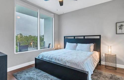 Luxury 1260sq ft 2 Bd 2BTH in DT - Foto 22
