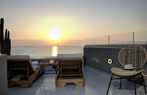 Hersonissos Beach Front Suites - Photo 98