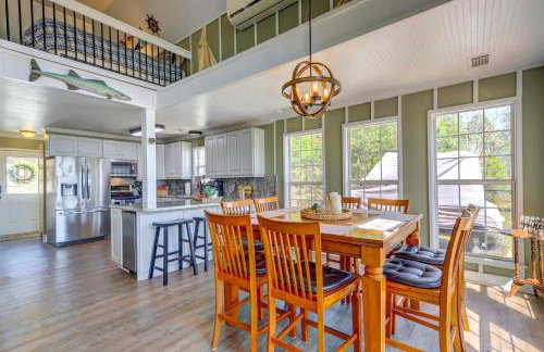 Dock and Fire Pit Stunning Lake Sinclair Home! - Foto 9