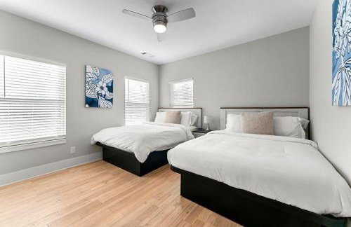 Large Modern Home Centrally located With Hot Tub - Foto 64