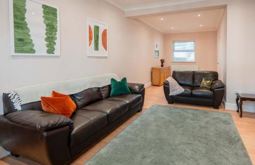 Spacious home 3 min from station - Photo 24