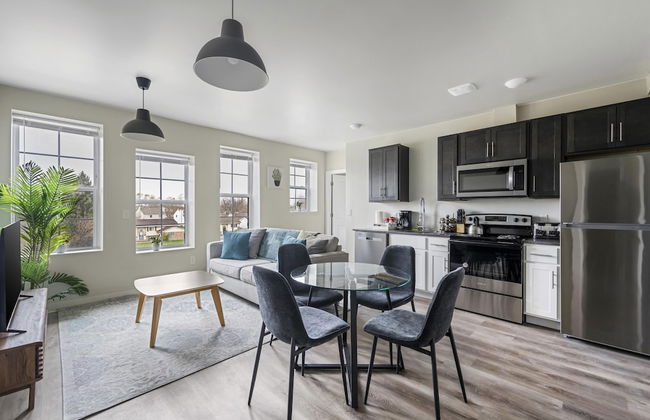 Modern Retreat Near Henry Ford - Foto 42