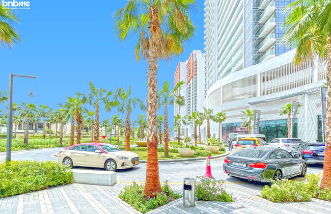 bnbme | Damac Hills Carson Tower | STUDIO - Photo 21