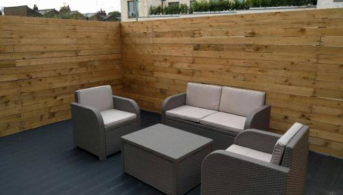 Modern 2 Bedroom Flat with private outdoor terrace - Foto 2