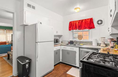 Spacious 5BR Arlington Home with Parking & Yard - Woodrow - Foto 16