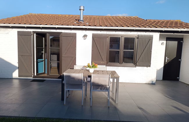 Duinenhuisje 25 parking and shared pool - Photo 20