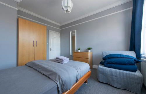 Lovely 3-bed 20 minutes to Central London - Photo 21