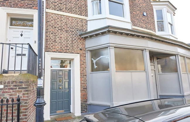 Host Stay Peacock House - Photo 14