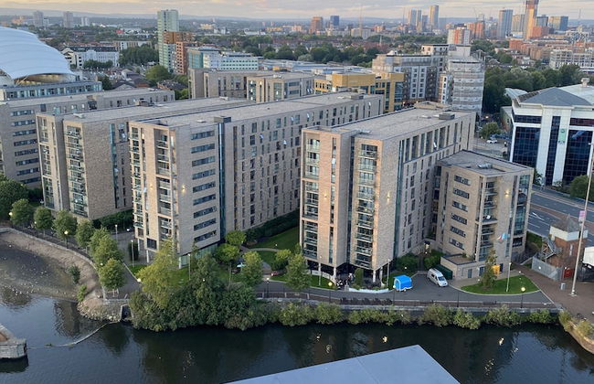 Manchester Terrace Retreat-cinema & Free Parking - Foto 32