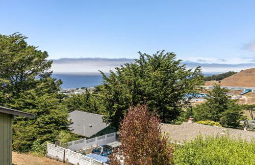 Marbella Lane - Cozy and Eccentric Design Home - Photo 18