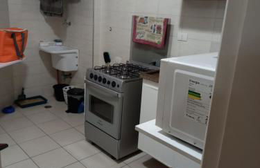 Apartamento em Pitangueiras - 100 metros da praia - Foto 14