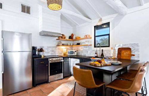 Pet-Friendly Glamping Cabin, with River Access in Ingram, Texas - Foto 11