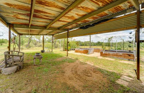 20-Acre Property with Trail Hill Country Hideaway! - Foto 25