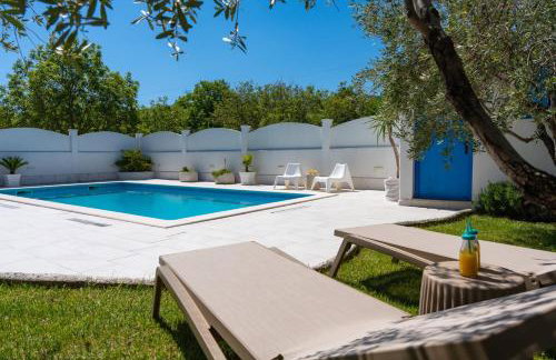 VILLA TUGARKA private pool, fitness, play-house, great for families, max 6 per. - Foto 29