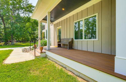 Rock Hall Retreat with Balcony Near Park and Marina! - Foto 26