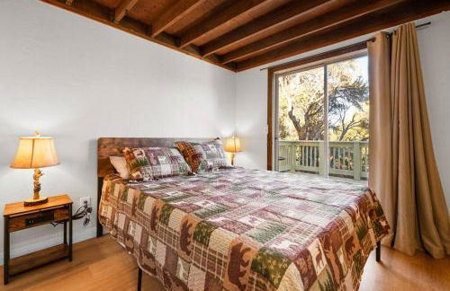 The Beary Cozy Cabin, Huge Snow Play Area! - Foto 8