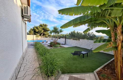 Holiday house Ana- for quite and relaxing vacation - Photo 1