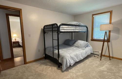 Spacious, Sunny Lake House! Close to ski trails. - Foto 18