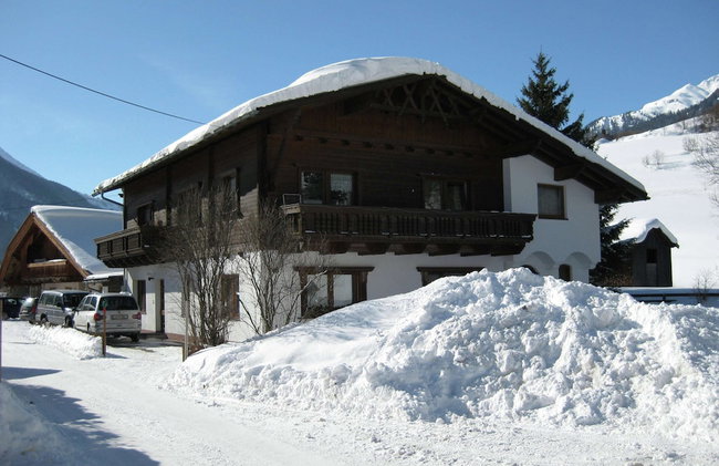 Apartment in Pettneu Near St. Anton Ski Slopes - Foto 26