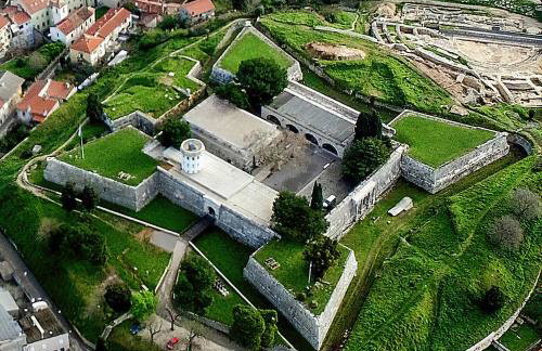 Romantic Apartment Flower - Photo 36