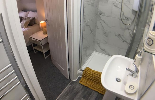 Townhouse @ 87 Walthall Street Crewe - Photo 18