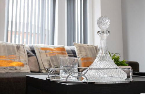 Cheadle village - Photo 12