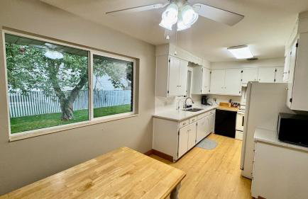 Spacious 4BR Retreat Near Idaho Falls Airport - Foto 23