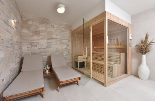 Villa Tina with Swimming Pool, Tennis court, Games room, Sauna, Gym, BBQ - Foto 38