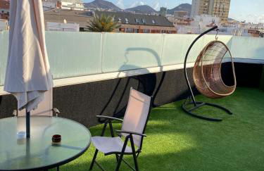 APARTAMENTO ATICO gran terraza y Jacuzzi cerca de la playa - Photo 33