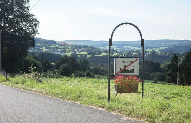 Well Kept House with Fireplace near Forest - Foto 24