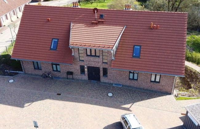 Narrow Luzin Modern Retreat - Foto 1