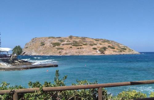 VILLA AKTI - Photo 17