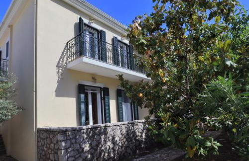 Gloria's House - Photo 20