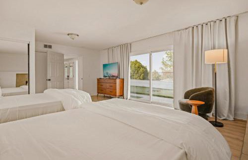 5BR Fun Haven Pool Mini Golf Movie Game room - Foto 24