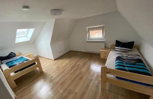 5 Bett Monteurwohnung in Emden Hauptstraße - Foto 1
