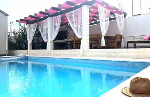 House Matenda house - Photo 20