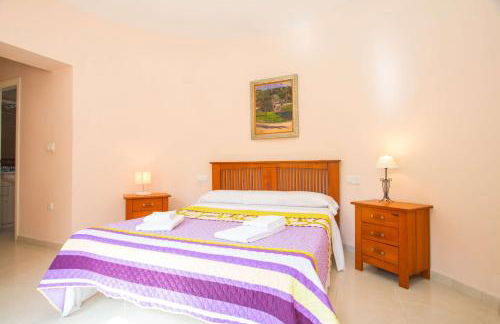 Villa La Martina - PlusHolidays - Photo 16