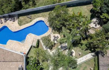 Apartamento com piscina em quatro ilhas - Foto 1