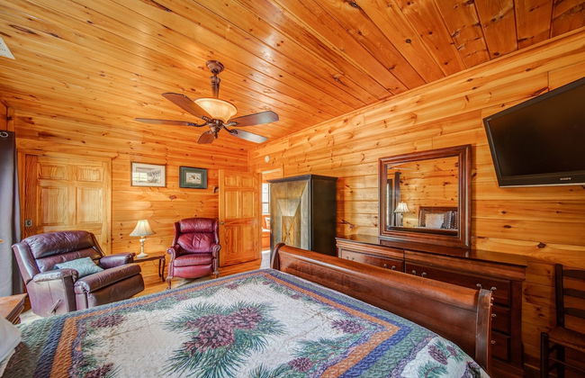 Blueridge Retreat Private 4 BDR Cabin Sleeps 10! - Foto 6