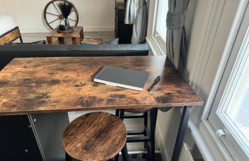 Free Parking! Kingston Studio, ideal for professionals relocators and leisure stays, near Kingston Station and Shopping Centre - Foto 10