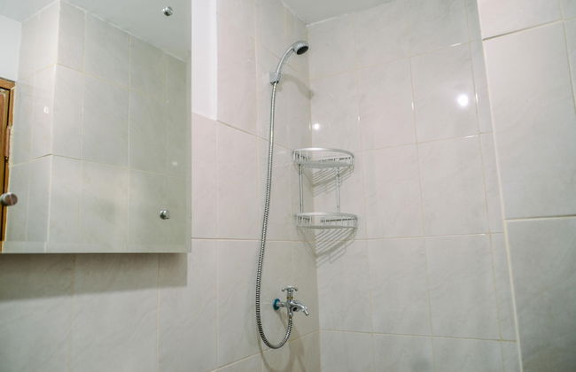 Stunning And Comfy Studio Amazana Serpong Apartment - Foto 6