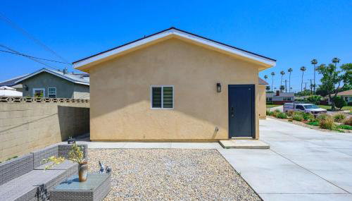 Cozy Modern Home w Full Kitchen & Parking - Foto 5