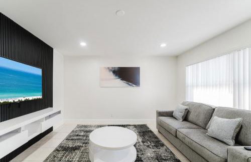 Modern Boca Condo Near FAU - 2 KING BR, Pool - Foto 4