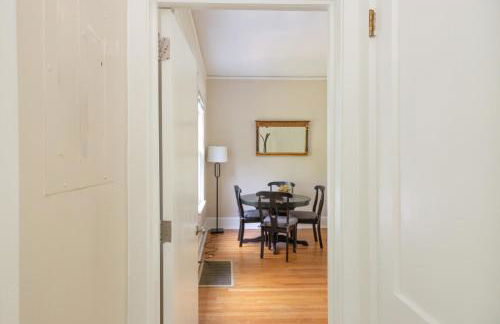 Spacious 2BR in Grand Old Home, Downtown Durham - Photo 6