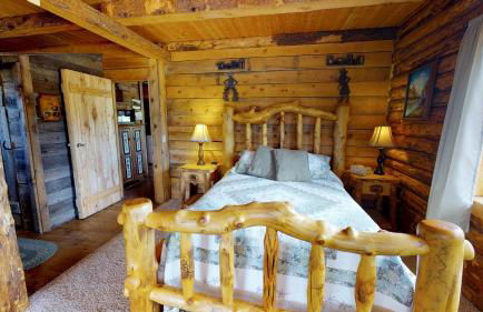 Canyon View Family Cabin, Deck, TV Room, Games, BBQ, Campfire - Foto 26